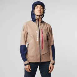 Mammut Aenergy Air HS Hooded Jacket Damen - Leichte Hardshelljacke für Skifahren & Outdoor 29 Mammut Aenergy Air HS Hooded Jacket Damen - Leichte Hardshelljacke für Skifahren & Outdoor -Angebote Bergsport Store 5637870715 k aenergy air hs hooded jacket women mammut 24