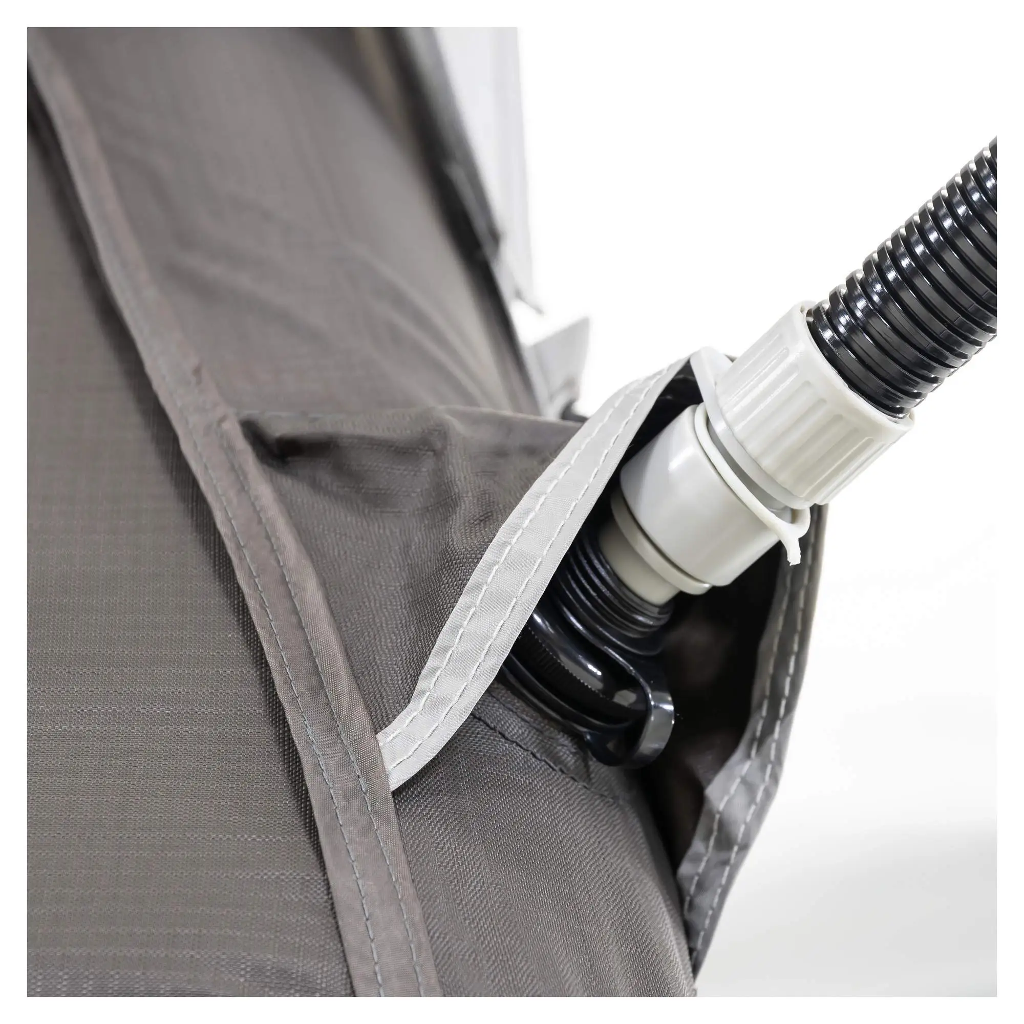 Dometic TRT 140 AIR Dachzelt | Leichtes, robustes Dachzelt für Camping und Abenteuer 11 Dometic TRT 140 AIR Dachzelt | Leichtes, robustes Dachzelt für Camping und Abenteuer – Bild 9