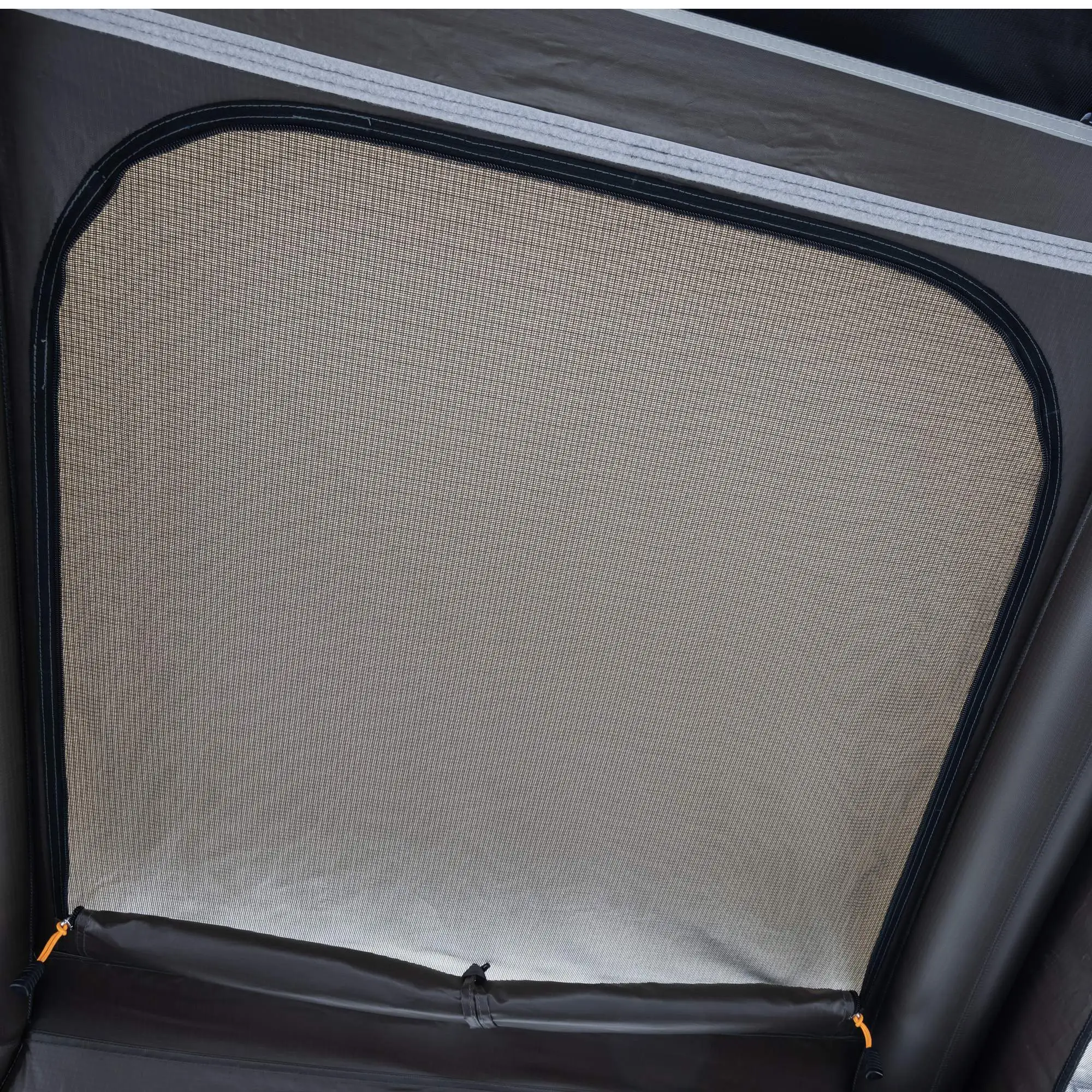 Dometic TRT 140 AIR Dachzelt | Leichtes, robustes Dachzelt für Camping und Abenteuer 17 Dometic TRT 140 AIR Dachzelt | Leichtes, robustes Dachzelt für Camping und Abenteuer – Bild 15