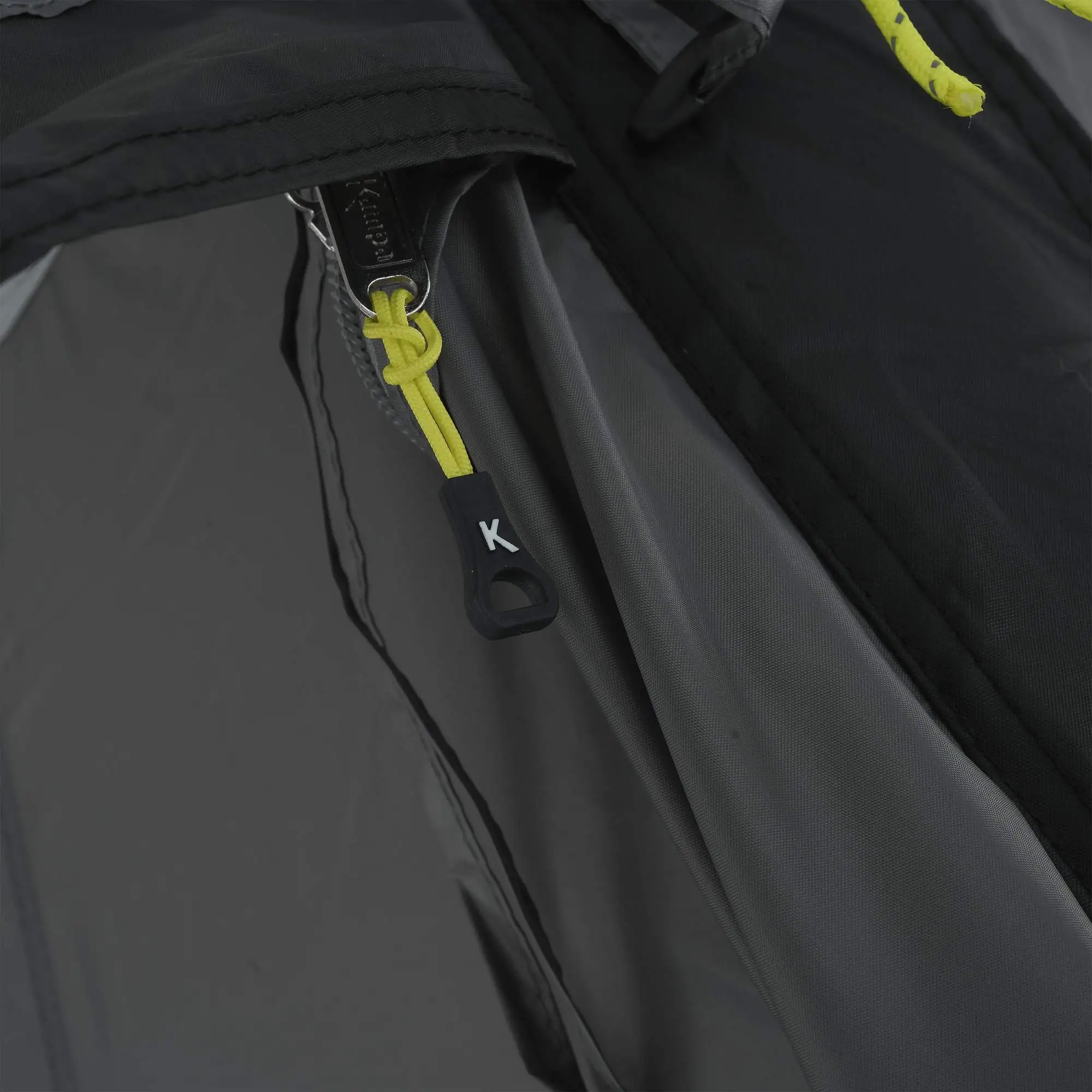 Dometic KAMPA CROSS AIR - Busvorzelt | Hochwertiges Dachzelt für Campingbusse 21 Dometic KAMPA CROSS AIR - Busvorzelt | Hochwertiges Dachzelt für Campingbusse – Bild 19